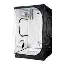 Lade das Bild in den Galerie-Viewer, SECRET JARDIN DARK ROOM