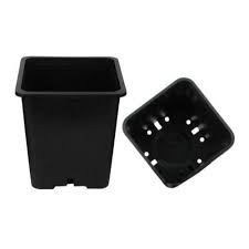 Τετράγωνο γλαστράκι  (9 x 9 x 10 cm) (0,6L)